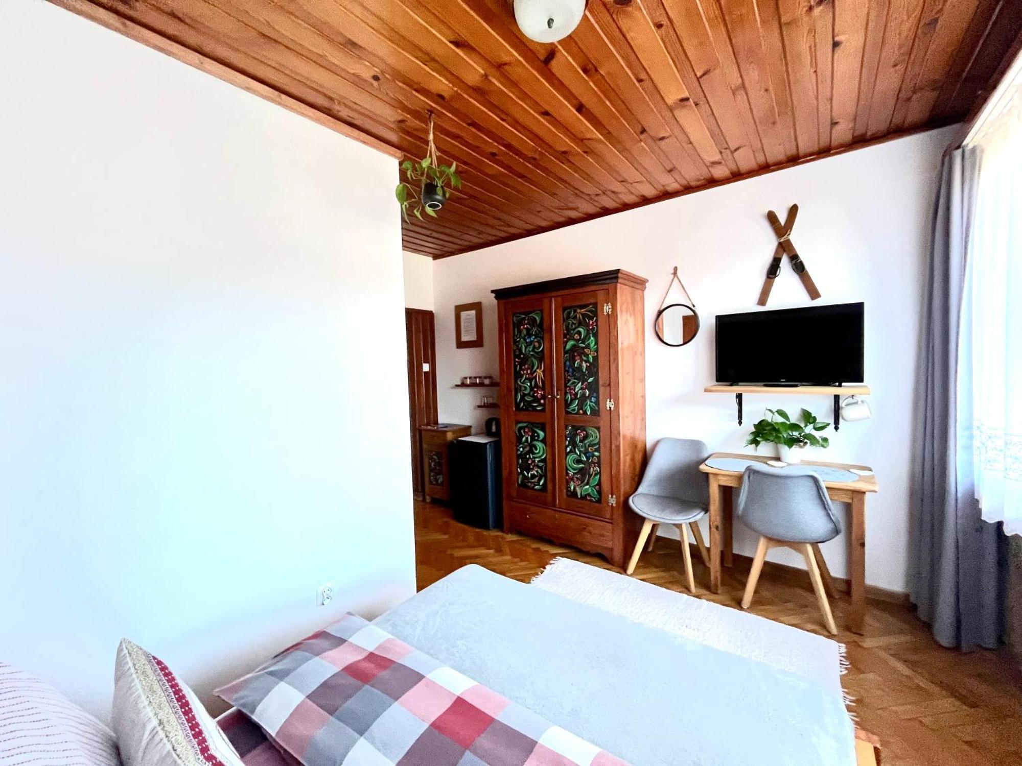 Marina Zakopane Bed & Breakfast Bilik gambar